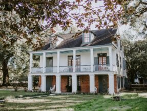 About, Maison Mouton Bed &amp; Breakfast